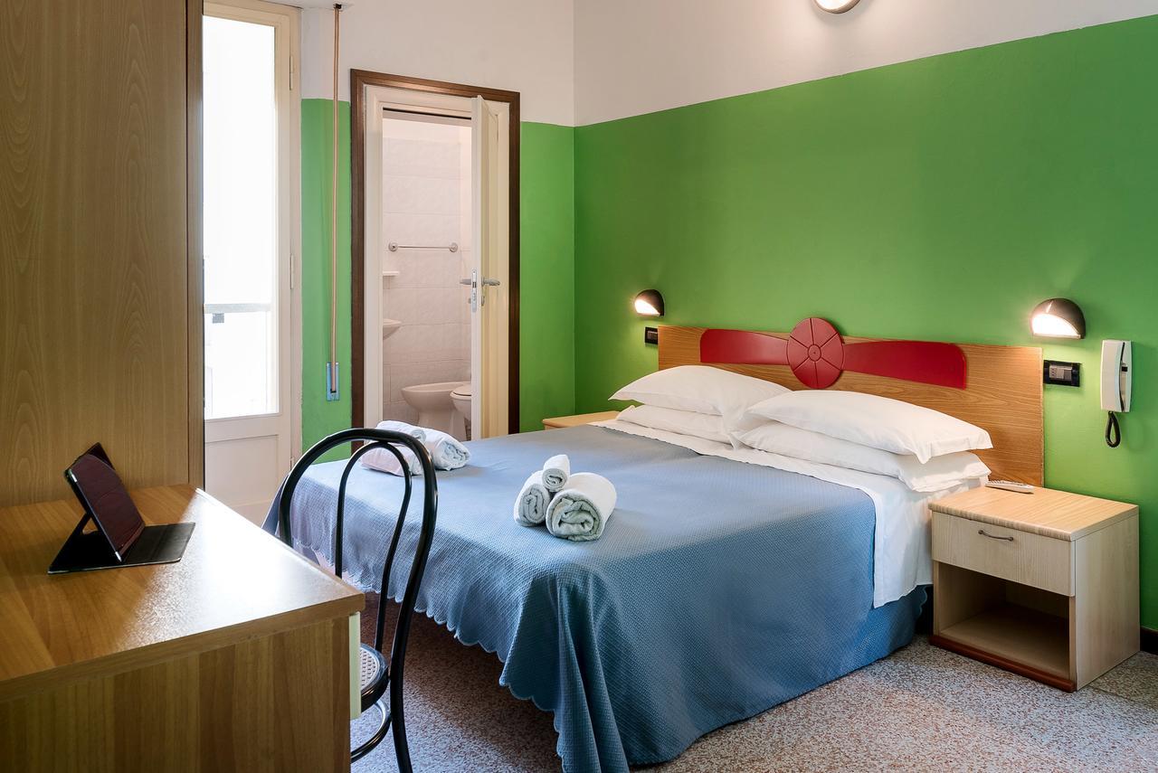 Hotel T Depandance Rimini Exterior foto